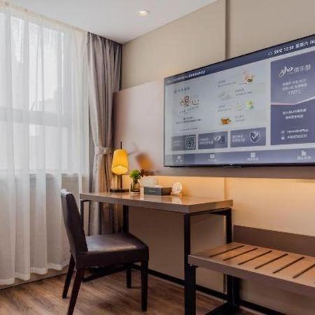 Home Inn Plus Shanghai New International Expo Center Yushan Road Yuanshen Sports Esterno foto