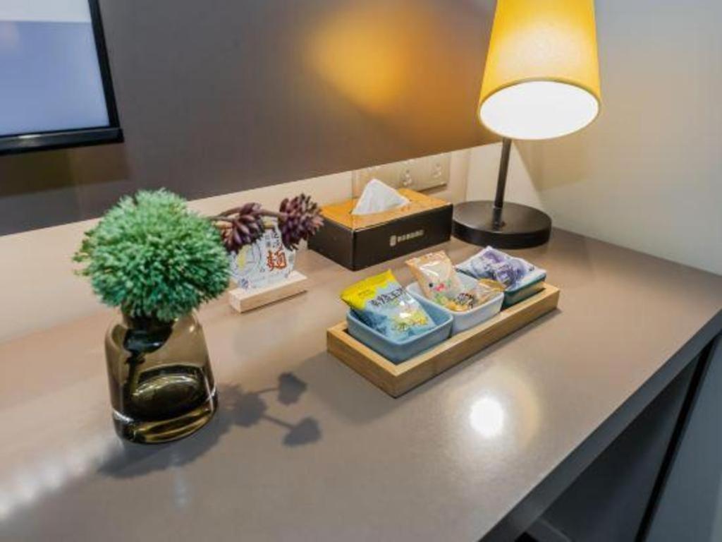 Home Inn Plus Shanghai New International Expo Center Yushan Road Yuanshen Sports Esterno foto