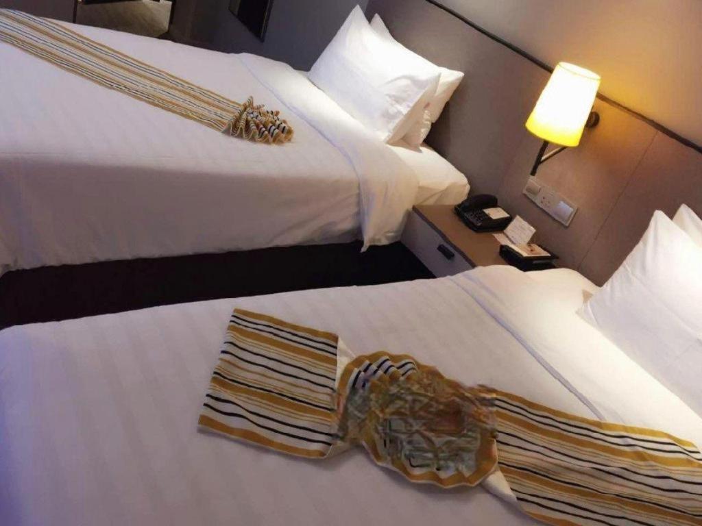 Home Inn Plus Shanghai New International Expo Center Yushan Road Yuanshen Sports Esterno foto