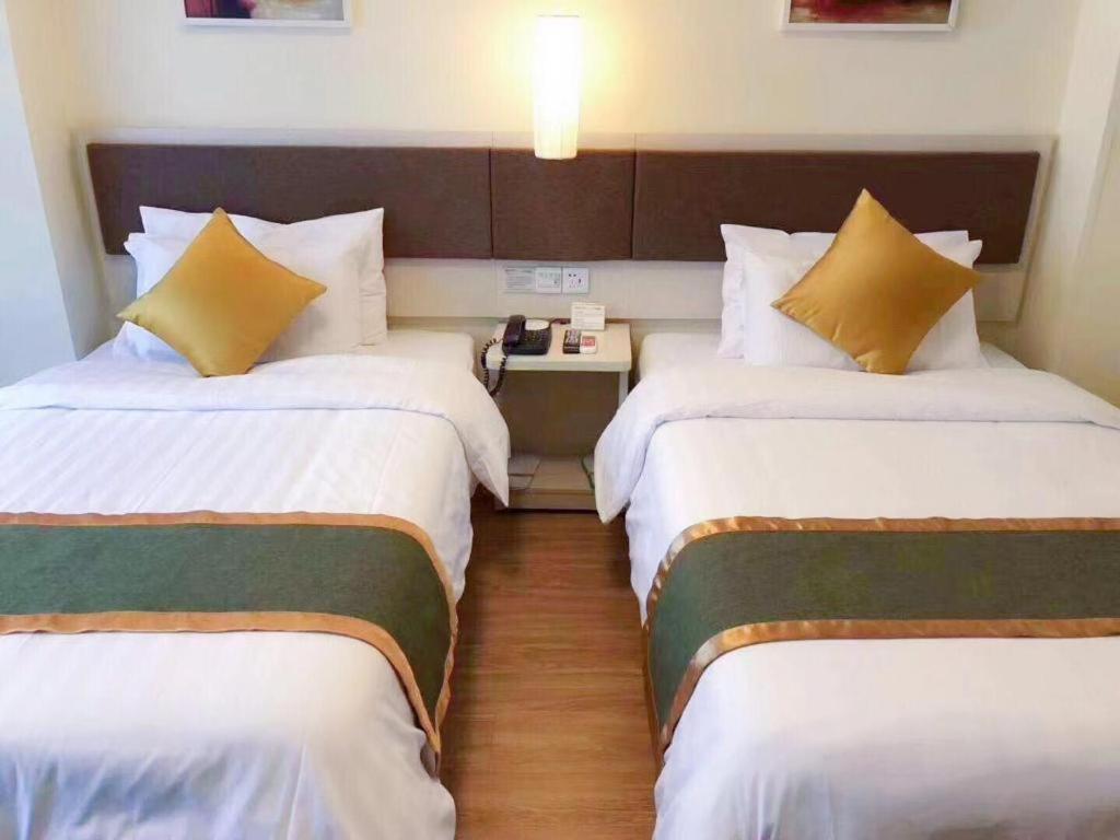 Home Inn Plus Shanghai New International Expo Center Yushan Road Yuanshen Sports Esterno foto